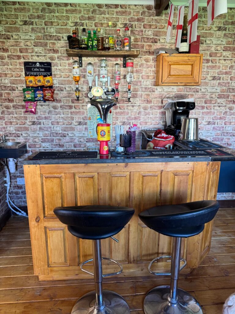 462028988 122096114102562660 2912445324178612599 n 768x1024